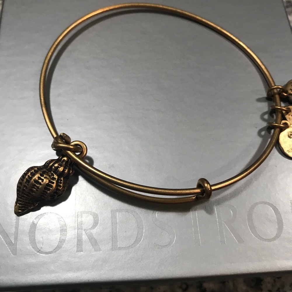 Alex & Ani Seashell bracelet
